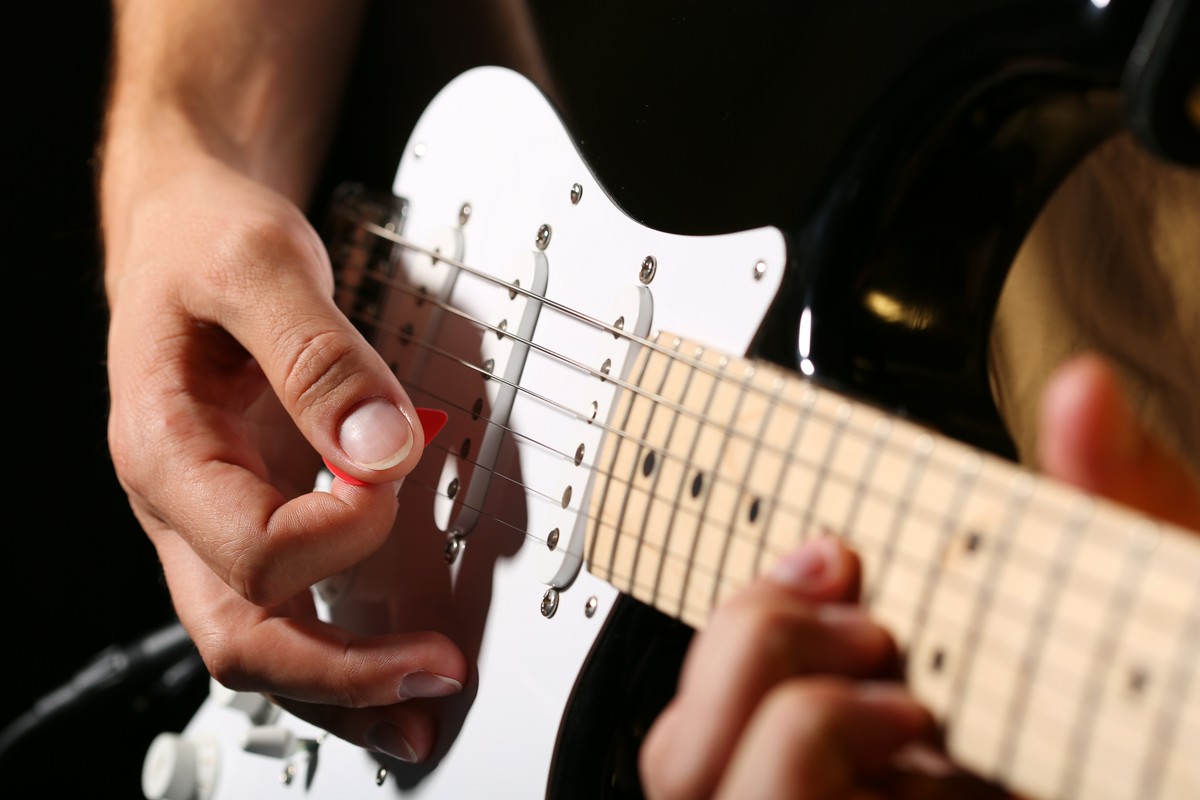Jak dobrać gitarę do swoich umiejętności i stylu gry?